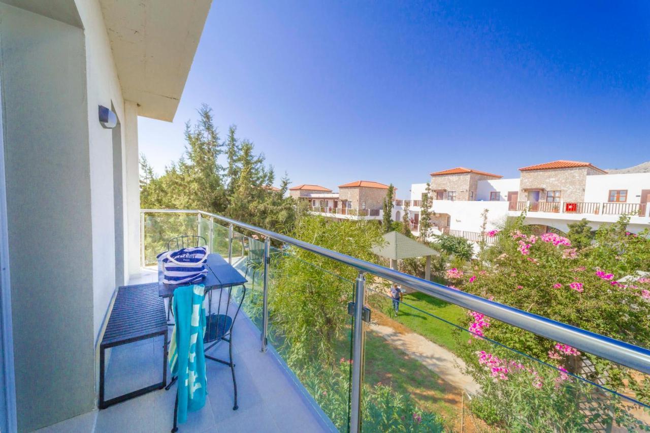 Amaryllis Front Beach Hotel Лардос Екстер'єр фото
