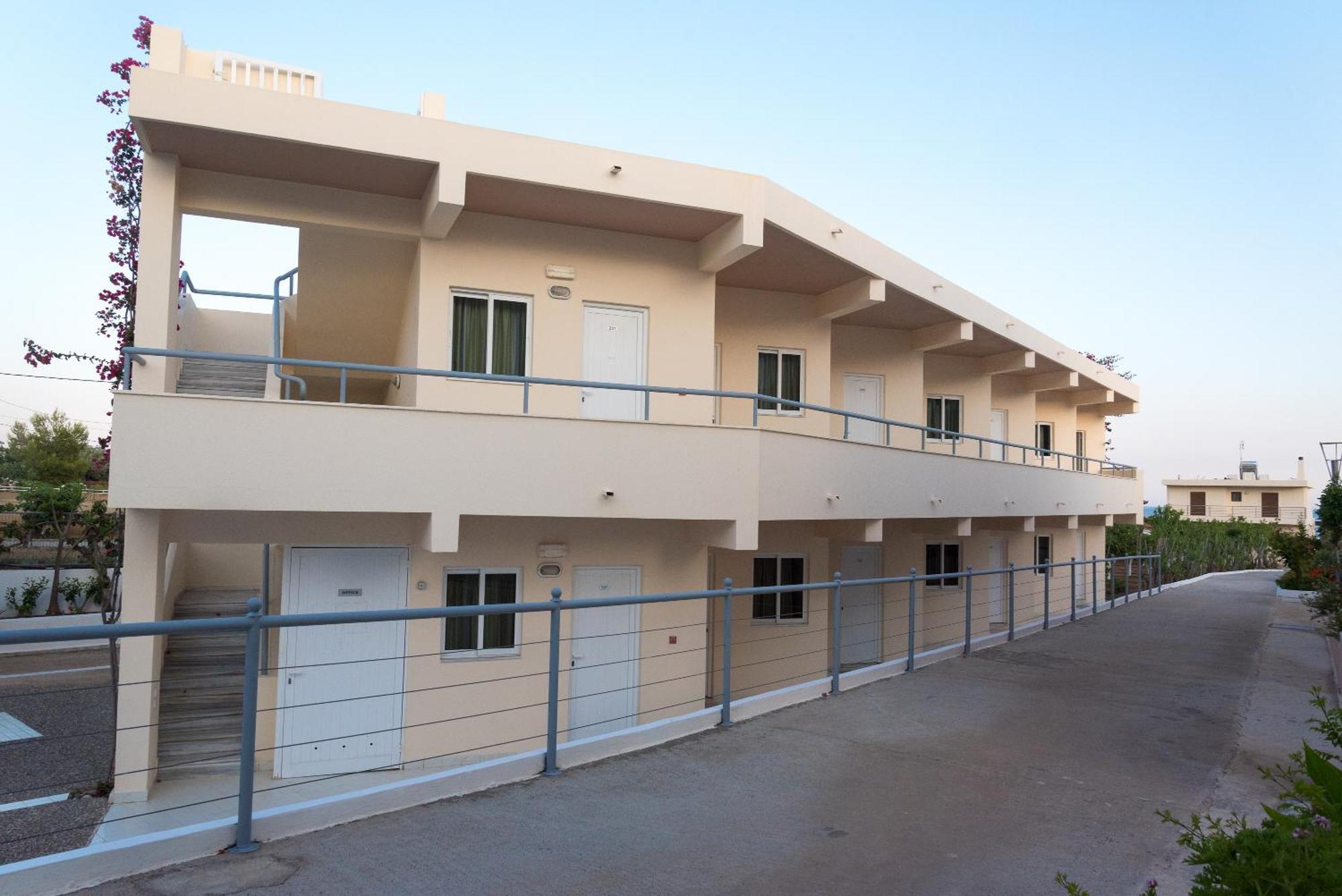 Amaryllis Front Beach Hotel Лардос Екстер'єр фото