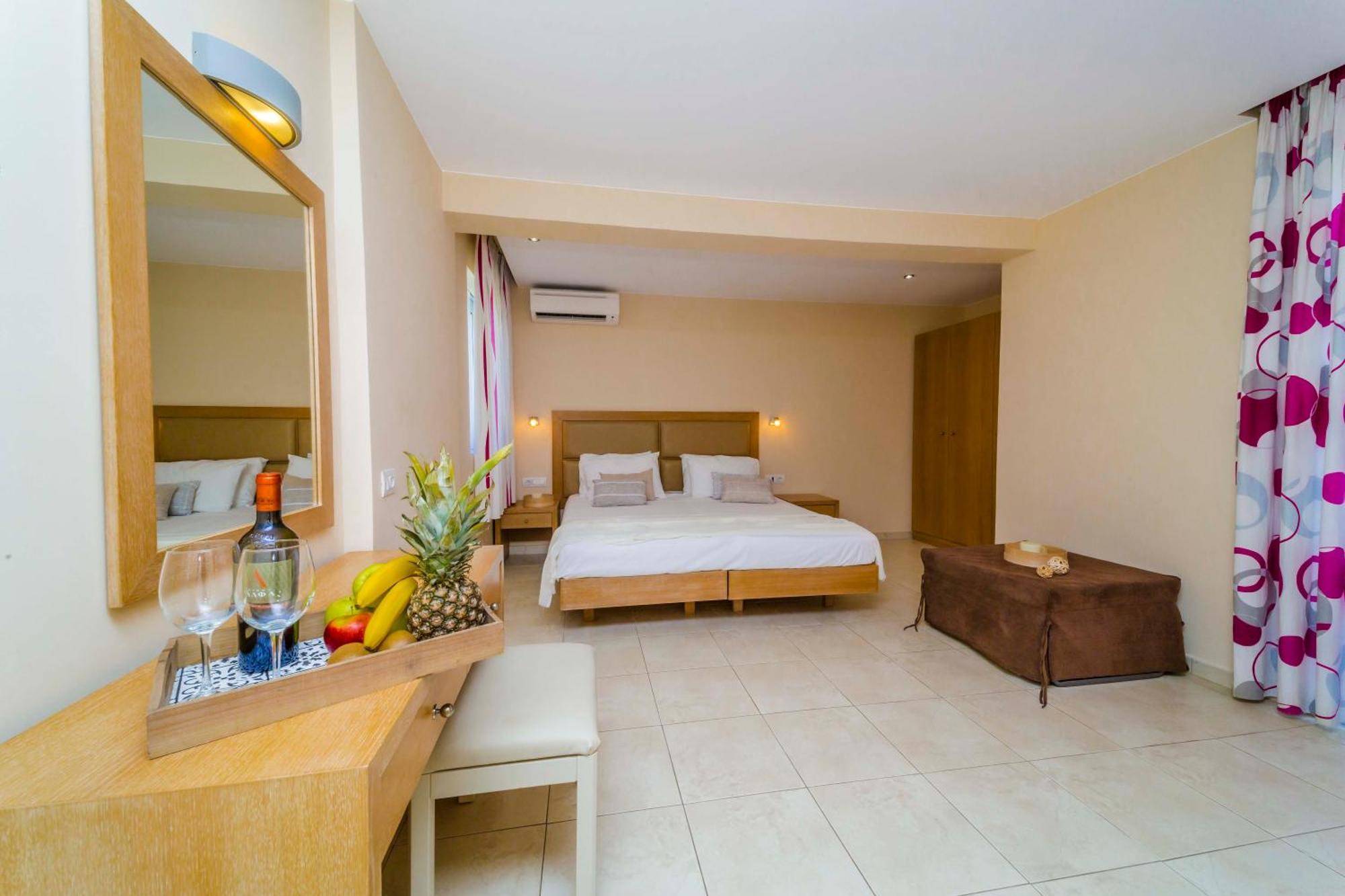 Amaryllis Front Beach Hotel Лардос Екстер'єр фото