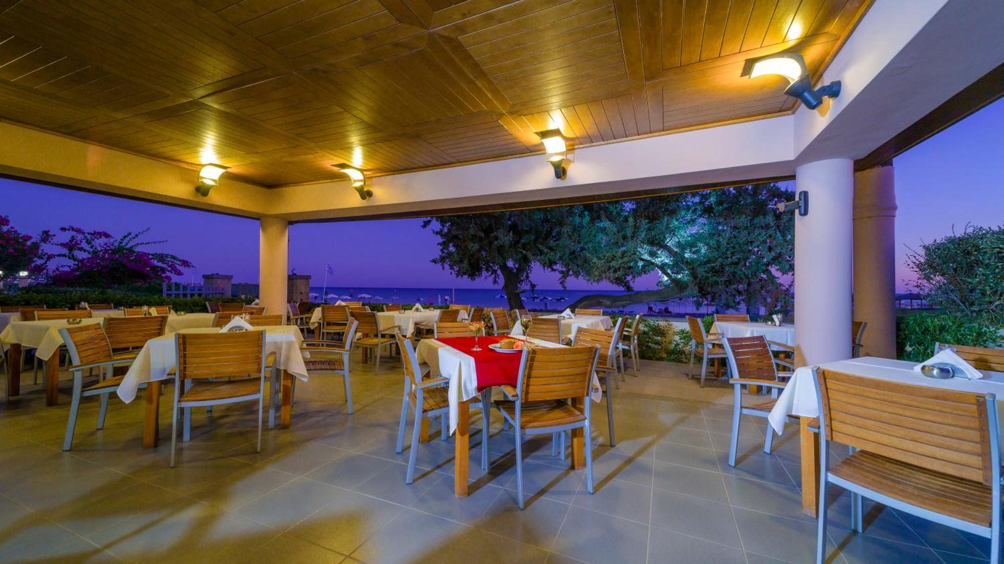 Amaryllis Front Beach Hotel Лардос Екстер'єр фото