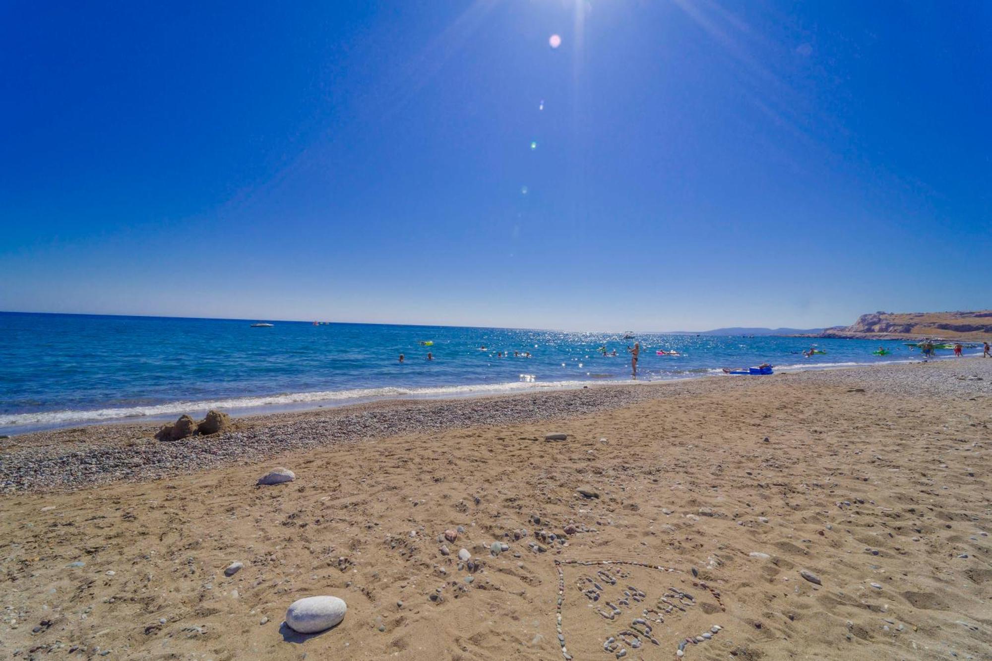 Amaryllis Front Beach Hotel Лардос Екстер'єр фото